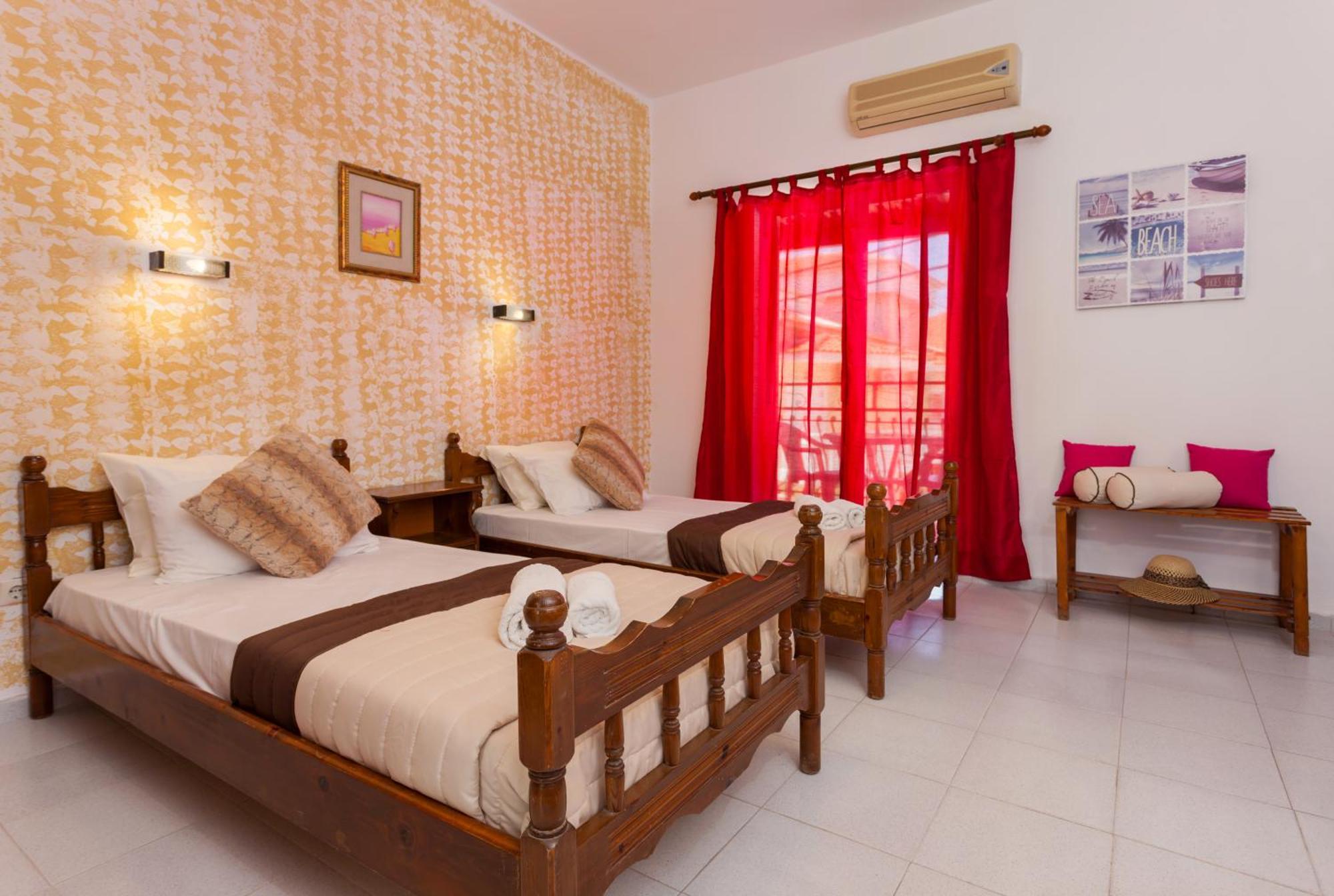 לגאנאס Holidays Studios & Apartments מראה חיצוני תמונה